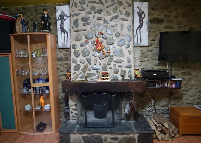 Apto Cerca De Puigcerda Con Chimenea